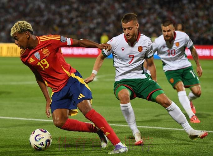 免费高清足球直播：世界杯预选赛精彩直击